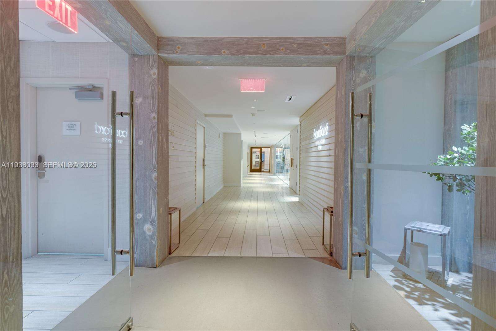 Roney Palace Unit #PENTHOUSE-22 | Picture 43