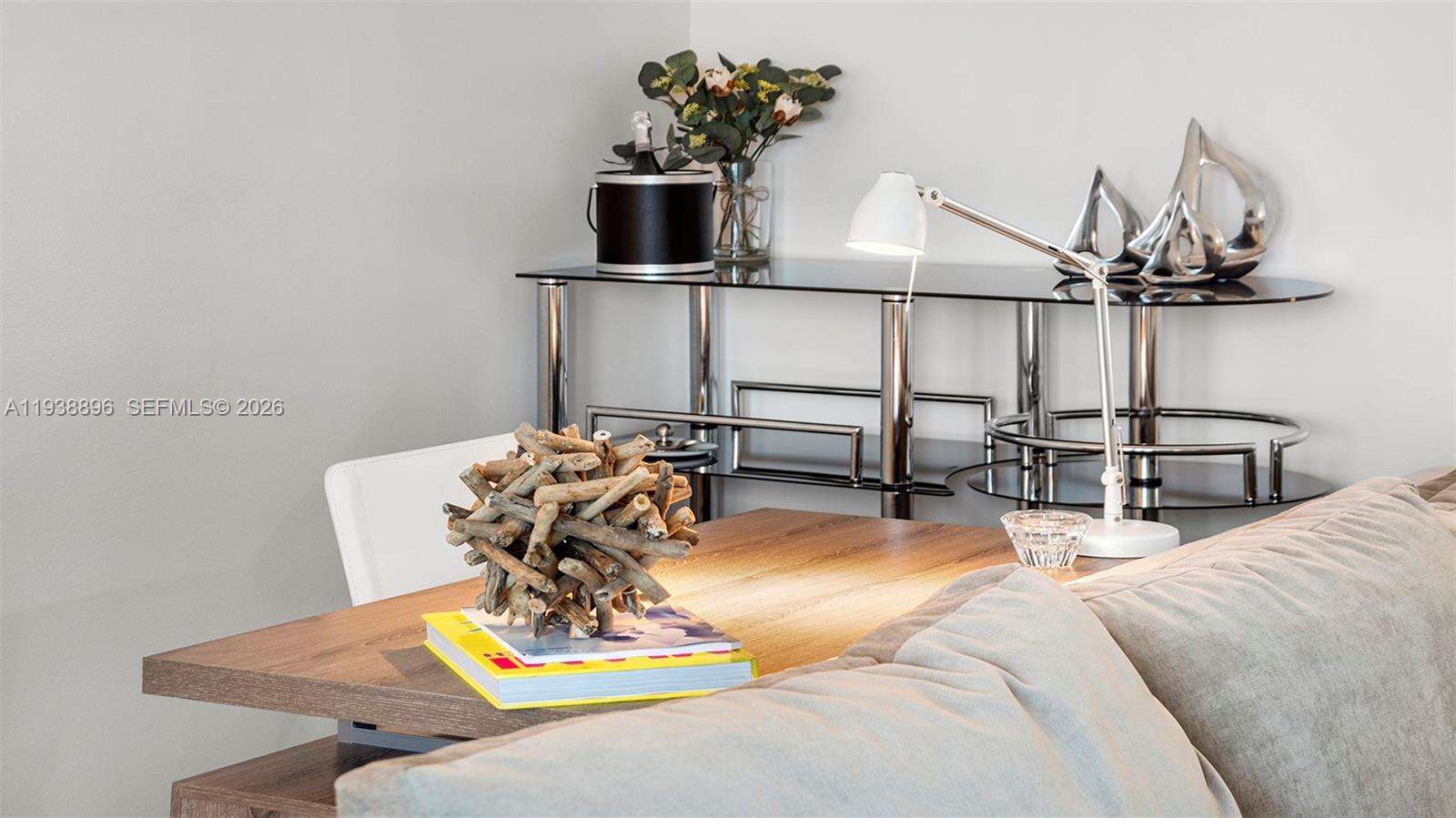 Roney Palace Unit #1632 | Picture 22