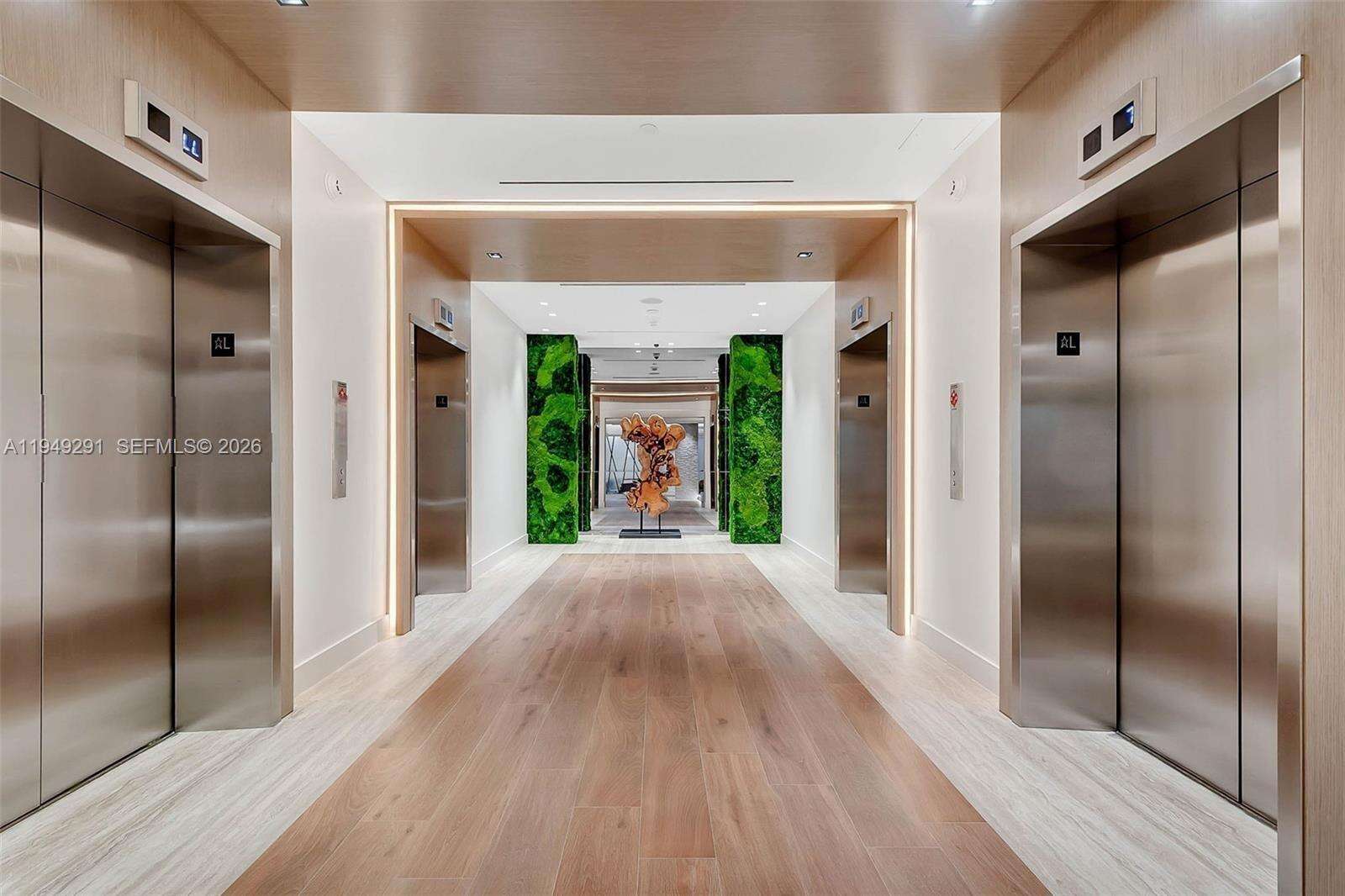 Roney Palace Unit #1429 | Picture 39