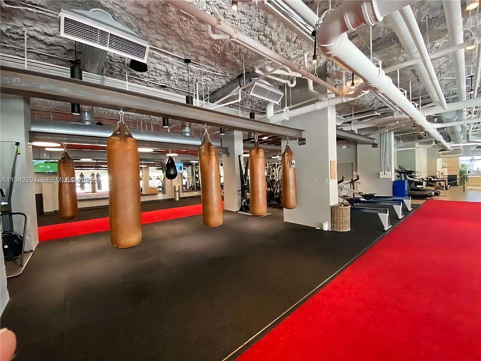 Roney Palace Unit #1429 | Picture 40