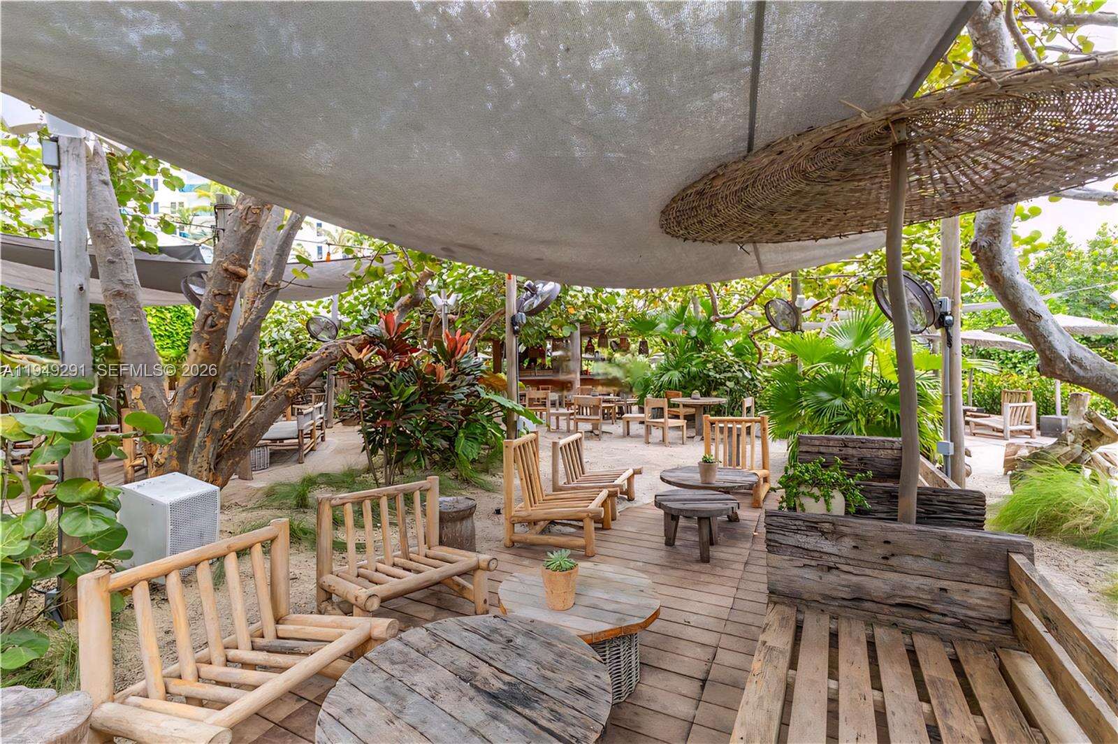 Roney Palace Unit #1429 | Picture 45