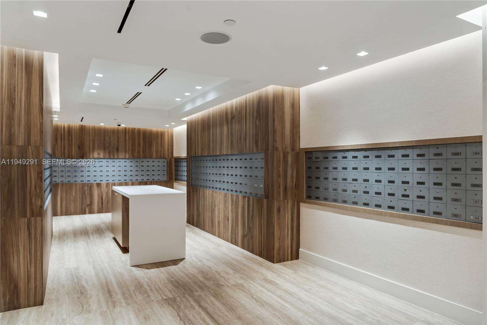 Roney Palace Unit #1429 | Picture 47