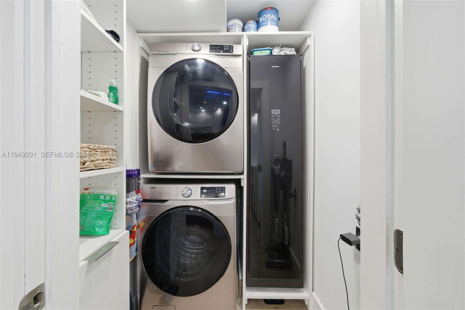 Roney Palace Unit #1429 | Picture 10