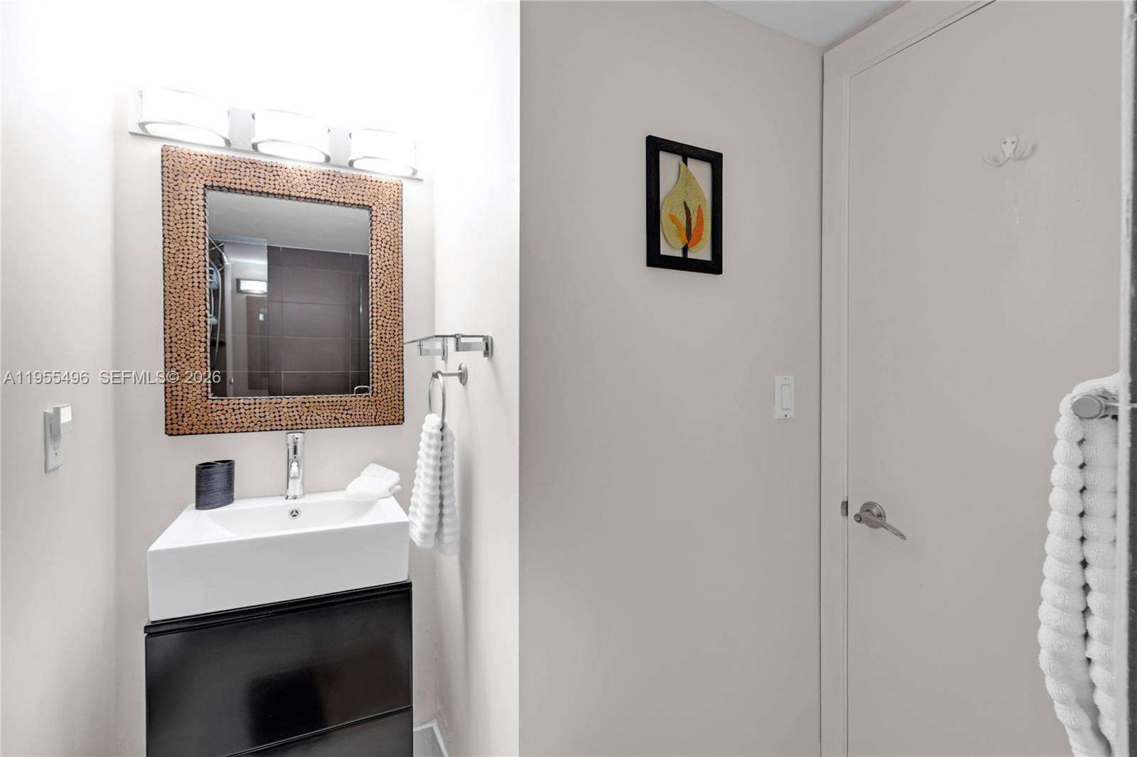 Roney Palace Unit #1006 | Picture 27