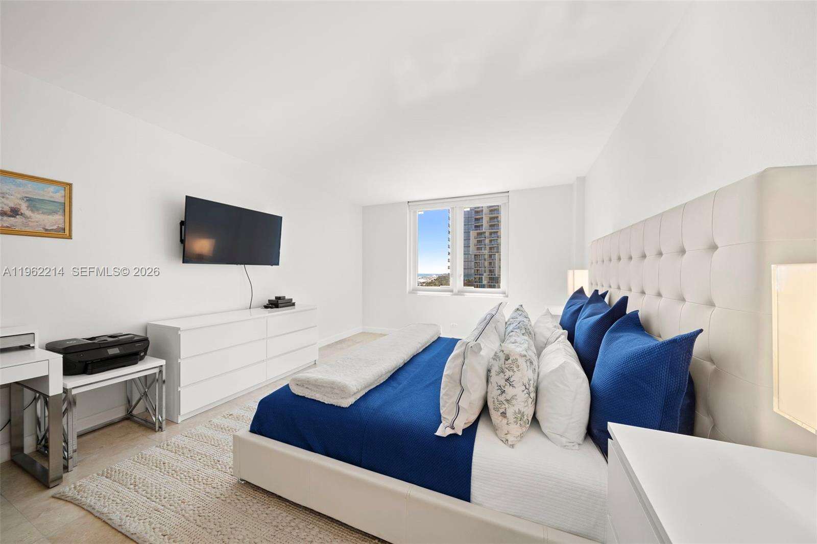 Roney Palace Unit #908 | Picture 12