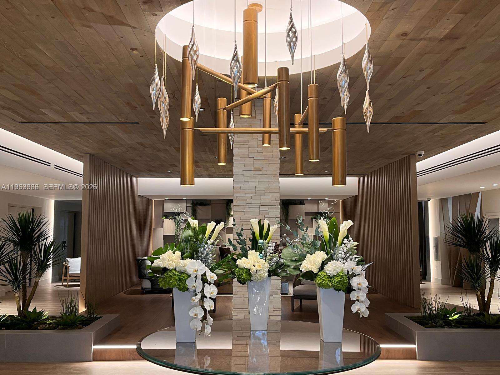 Roney Palace Unit #543 | Picture 1