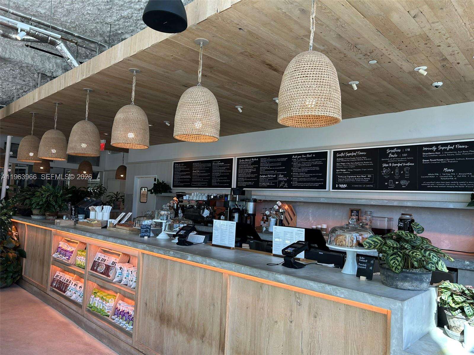 Roney Palace Unit #543 | Picture 11