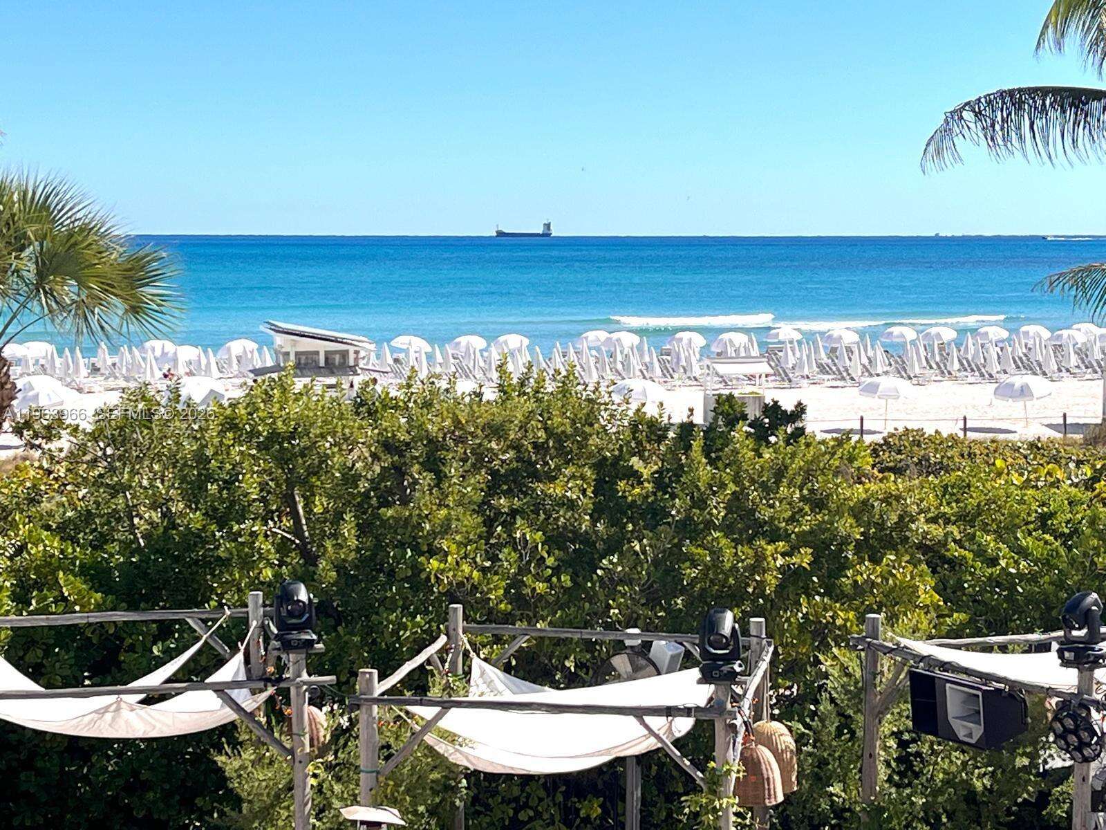 Roney Palace Unit #543 | Picture 12