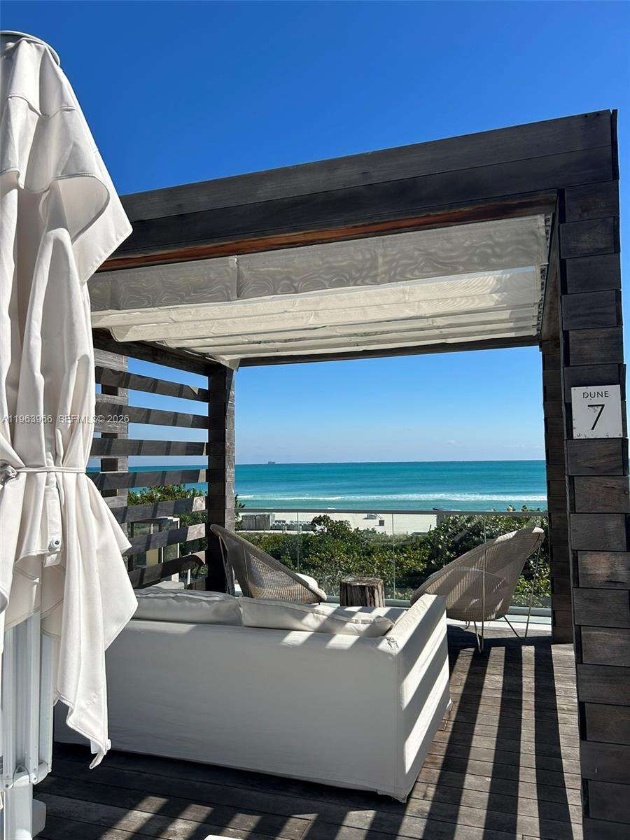 Roney Palace Unit #543 | Picture 13