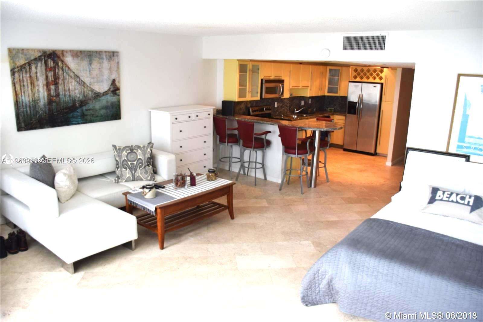 Roney Palace Unit #543 | Picture 17