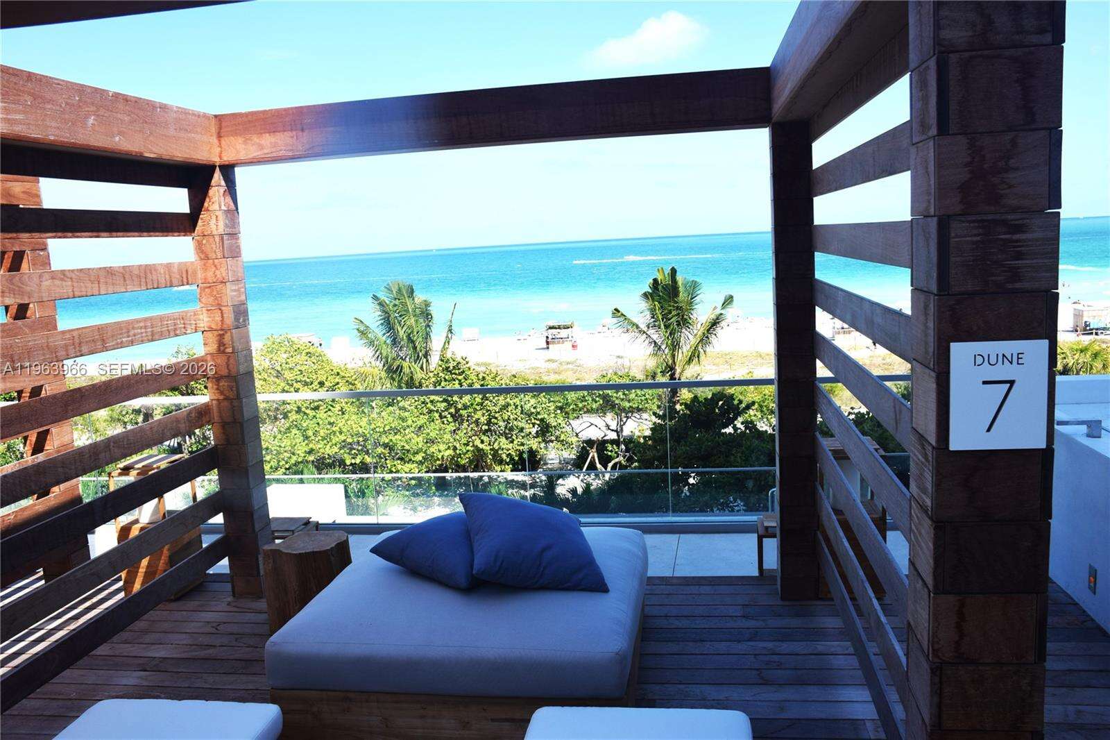 Roney Palace Unit #543 | Picture 4