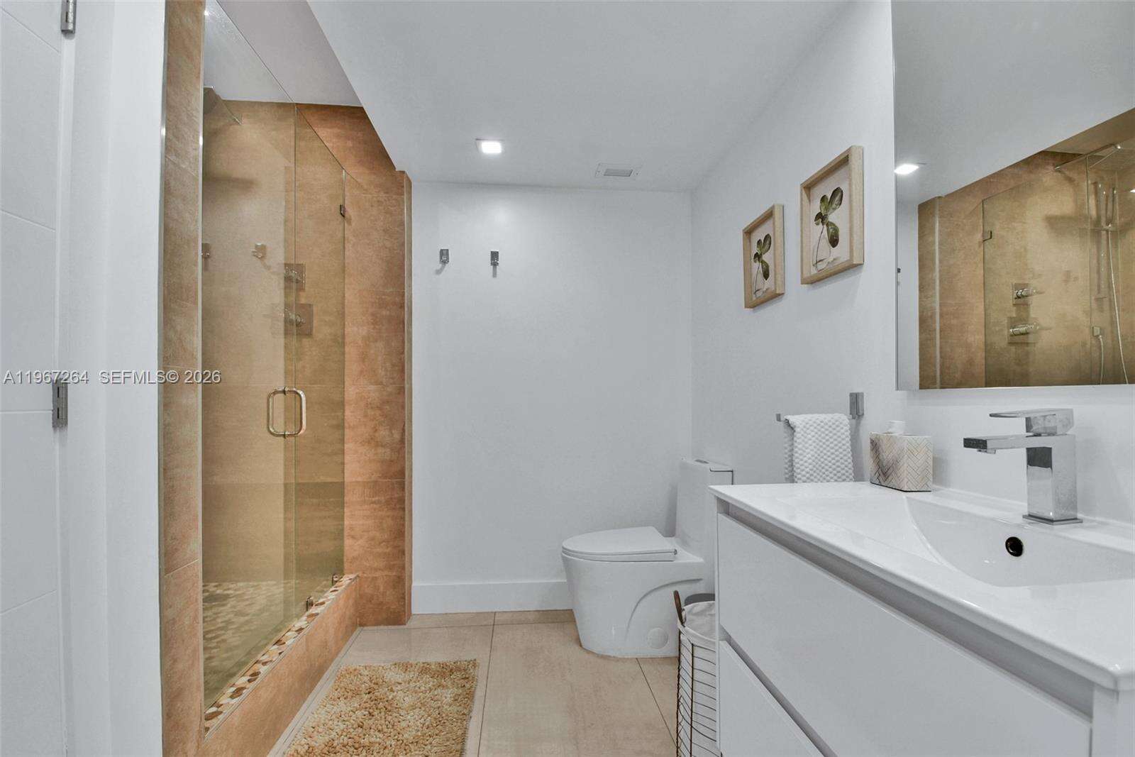 Roney Palace Unit #303 | Picture 11