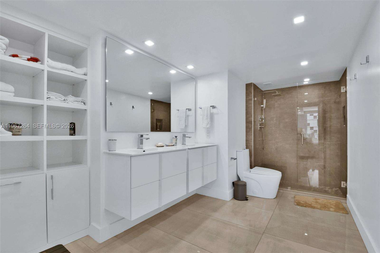 Roney Palace Unit #303 | Picture 10