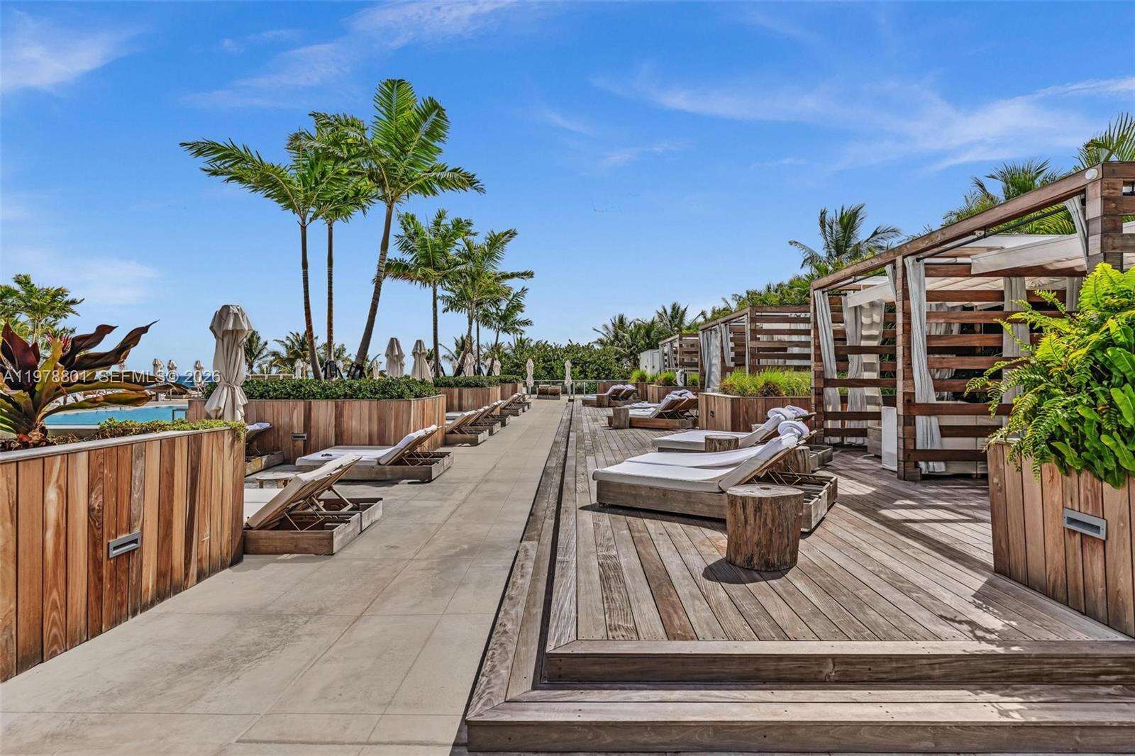 Roney Palace Unit #1041/42 | Picture 19