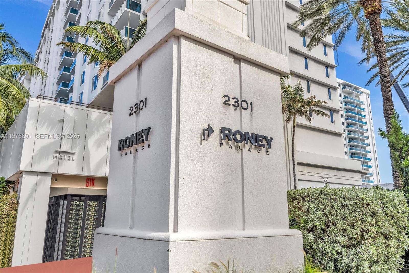 Roney Palace Unit #1041/42 | Picture 27