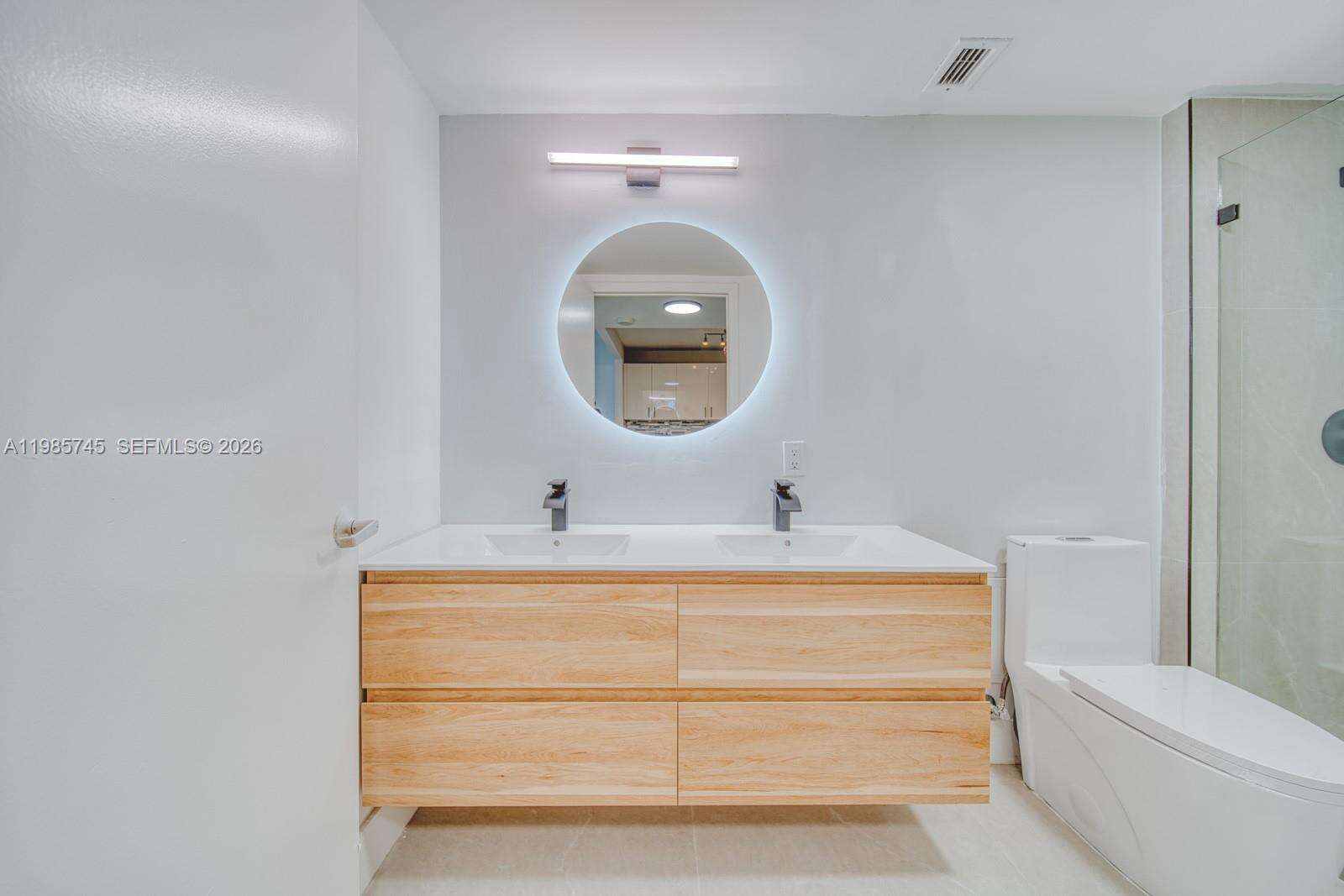 Roney Palace Unit #311 | Picture 18