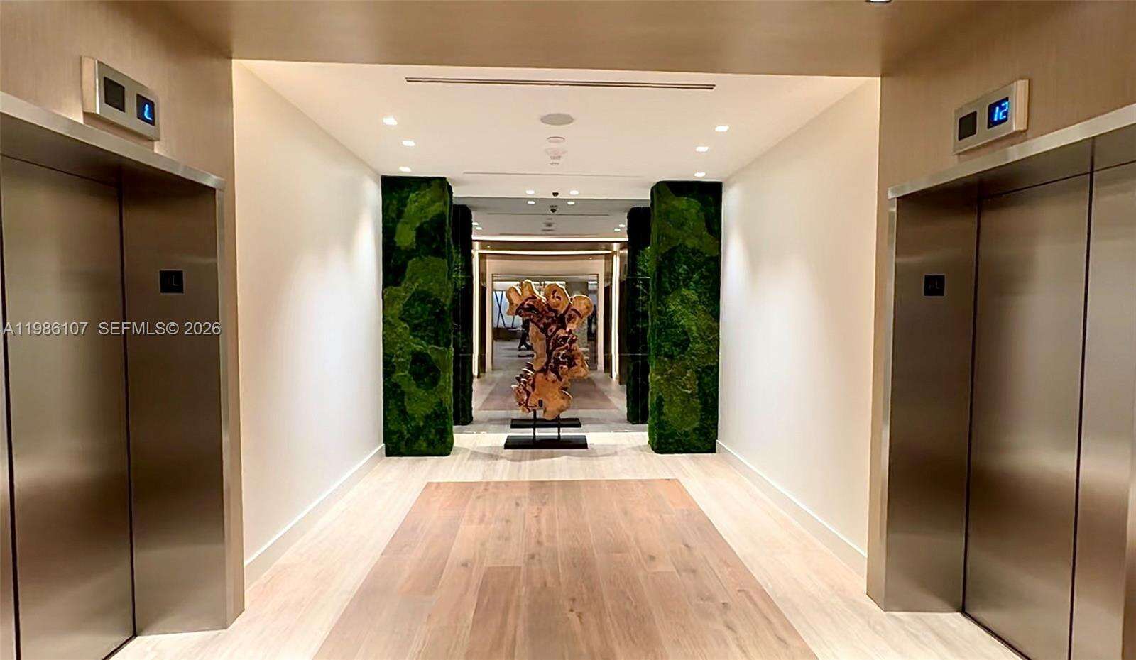 Roney Palace Unit #931 | Picture 23