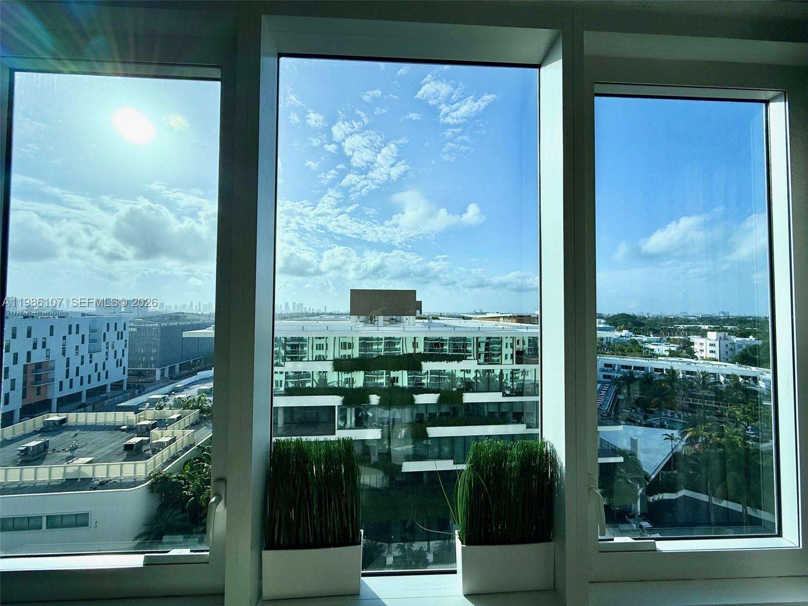 Roney Palace Unit #931 | Picture 4