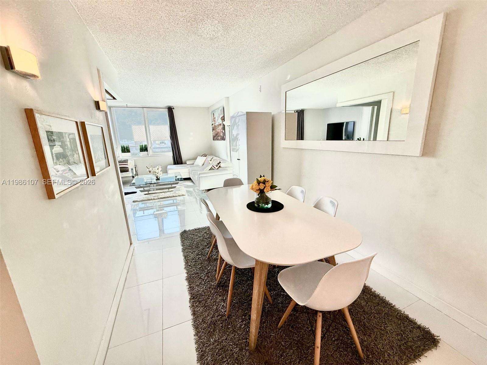 Roney Palace Unit #931 | Picture 9