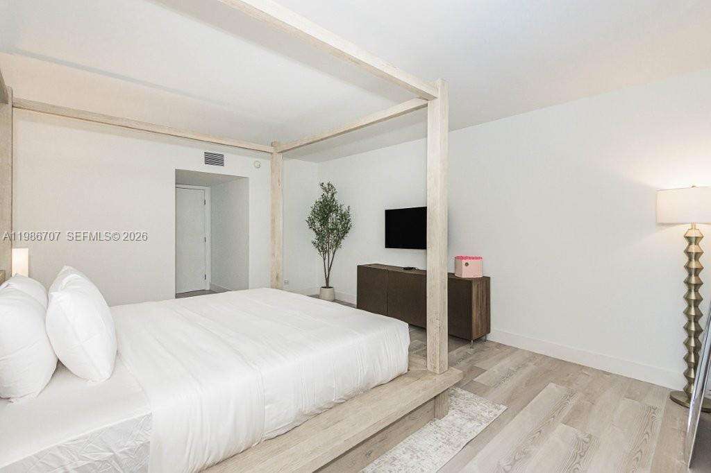 Roney Palace Unit #401 | Picture 21