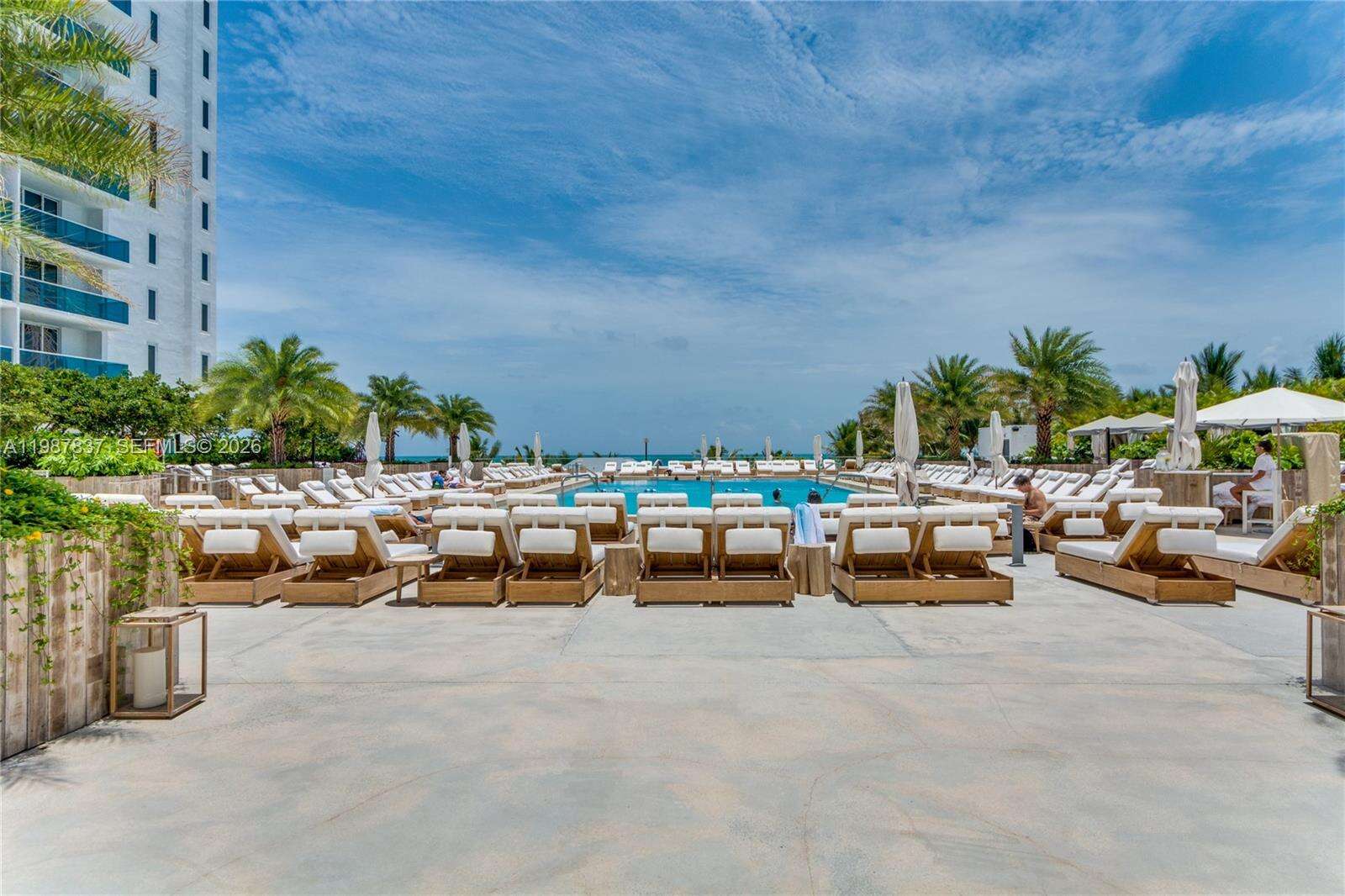 Roney Palace Unit #1009 | Picture 31