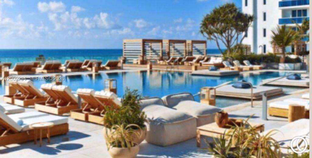 Roney Palace Unit #427 | Picture 25