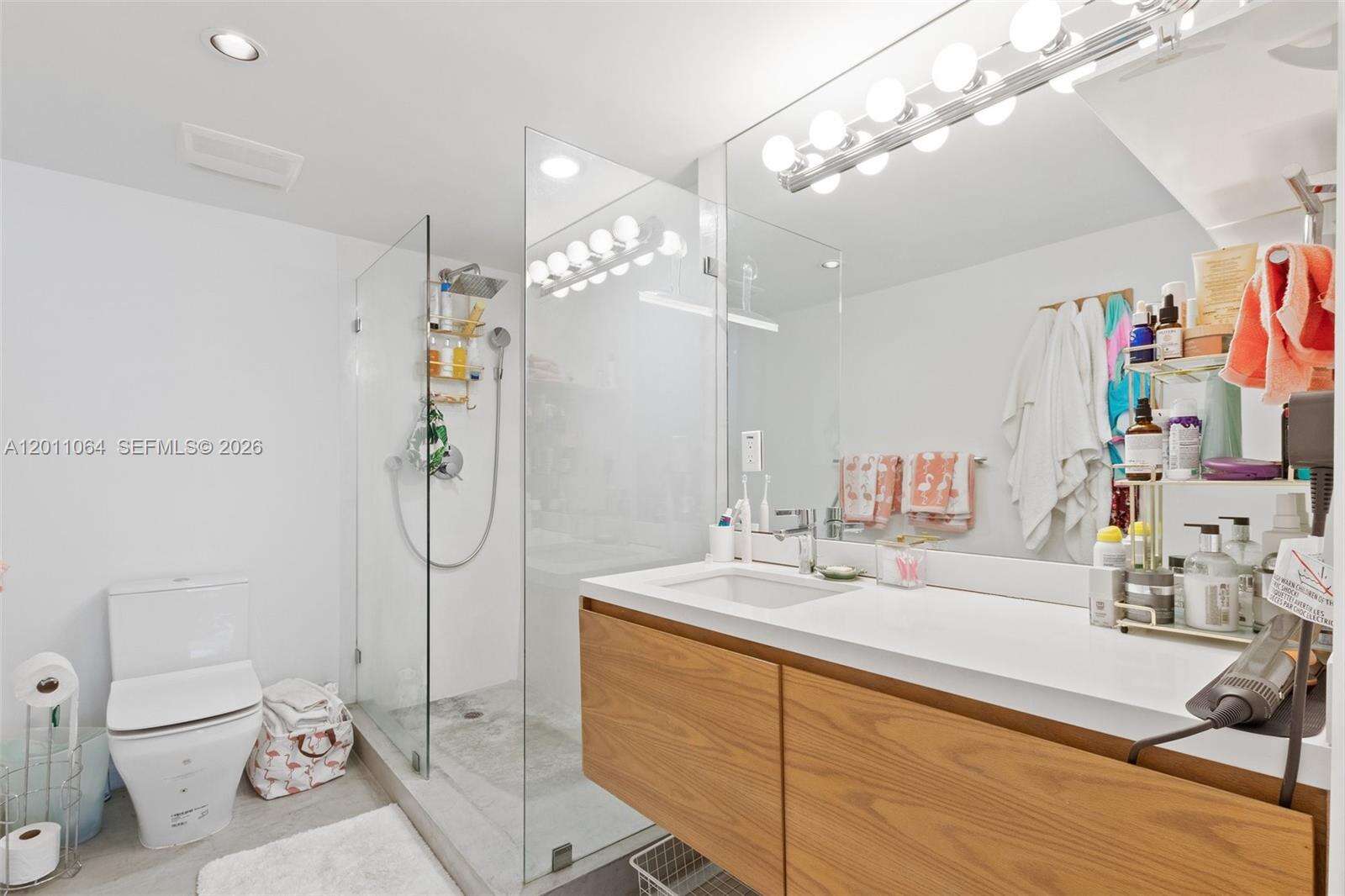 Roney Palace Unit #504 | Picture 17