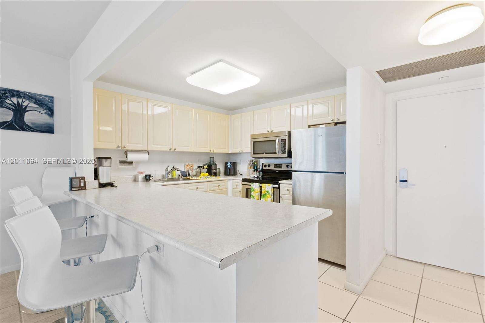 Roney Palace Unit #504 | Picture 8