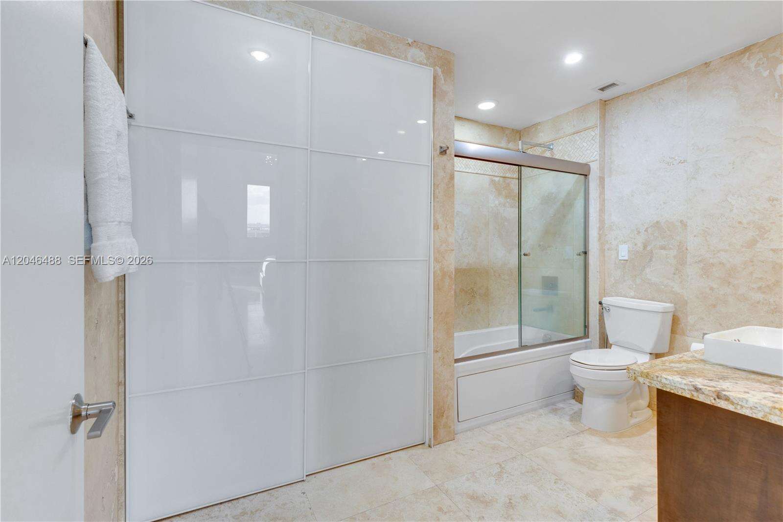 Roney Palace Unit #PH22 | Picture 11