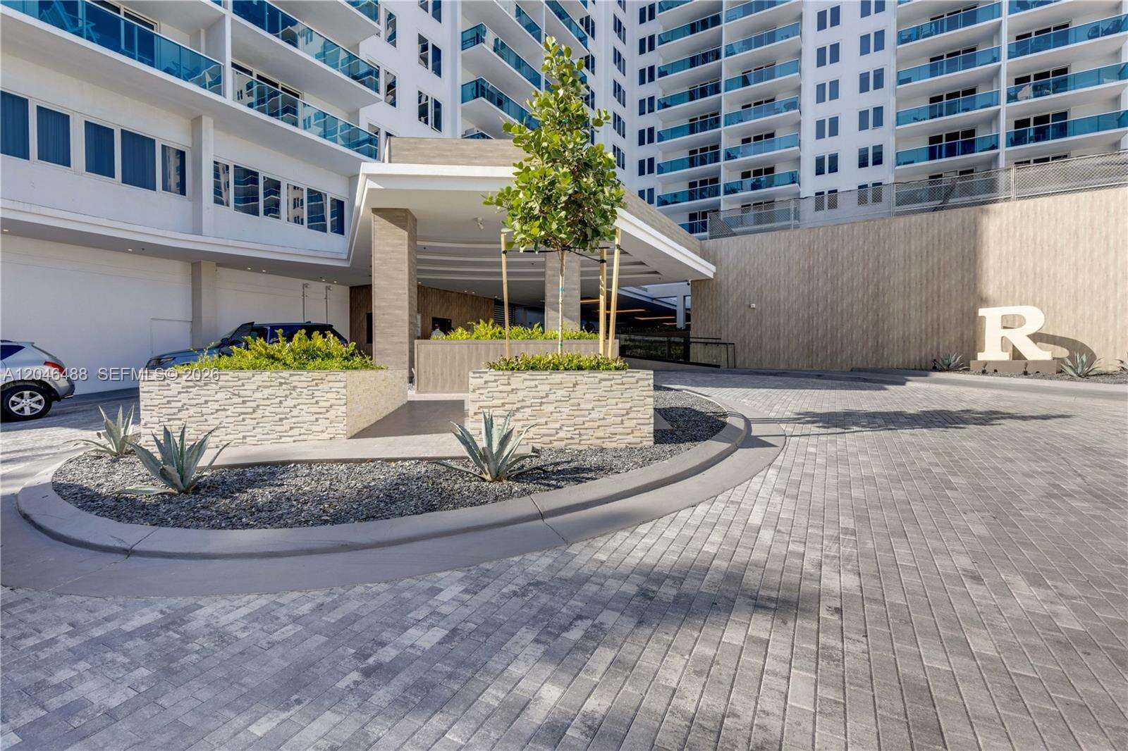 Roney Palace Unit #PH22 | Picture 25