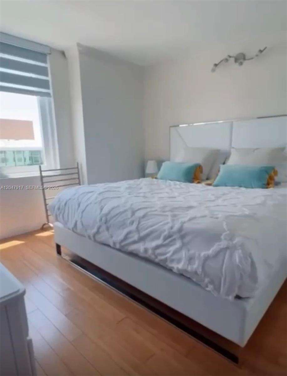Roney Palace Unit #833 | Picture 14