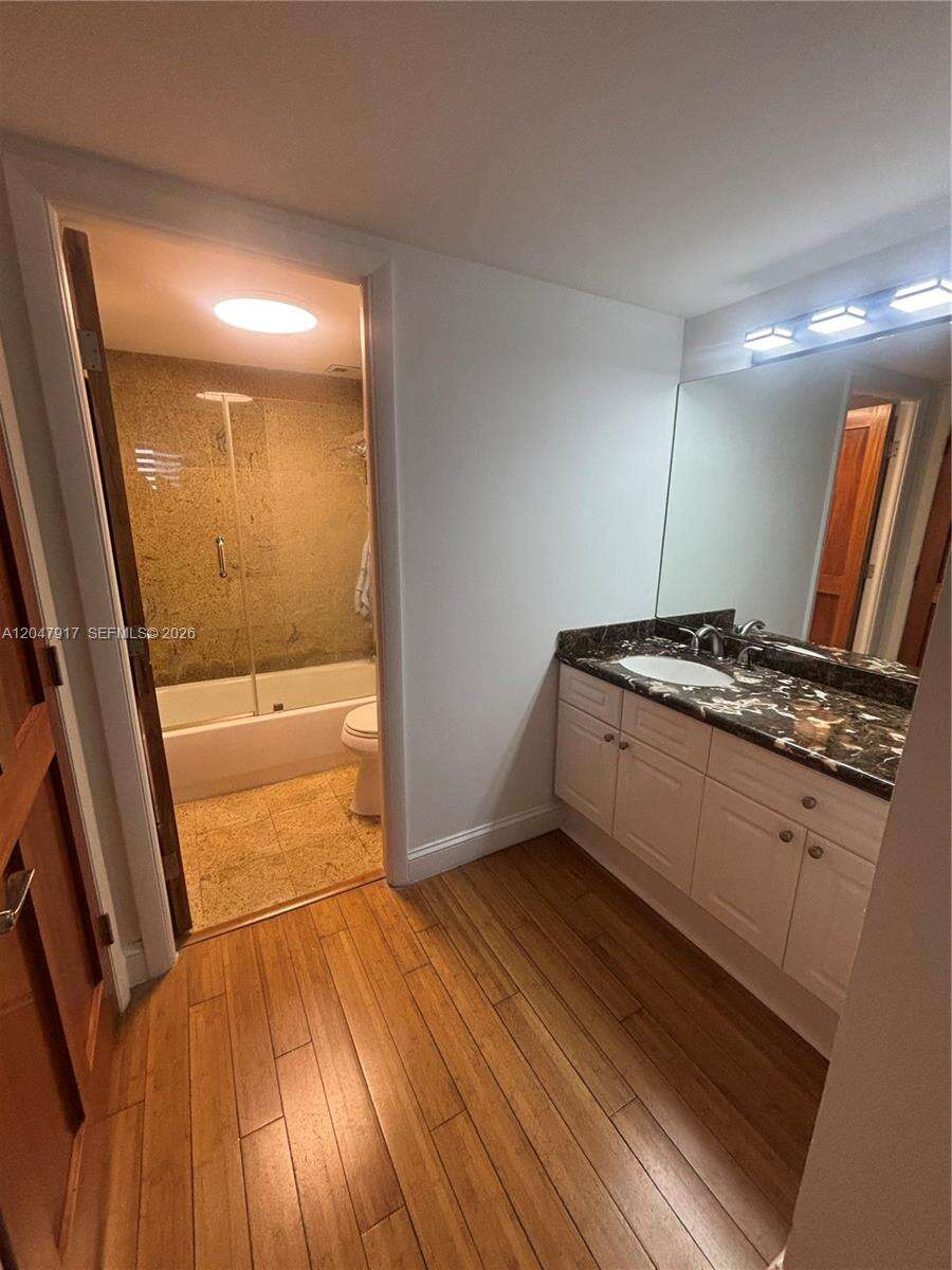Roney Palace Unit #833 | Picture 16