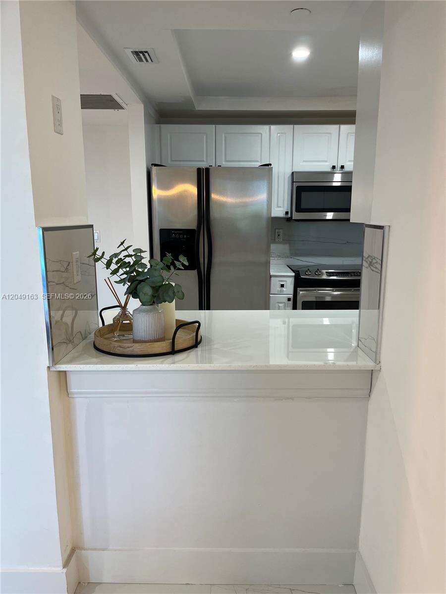 Roney Palace Unit #326 | Picture 15