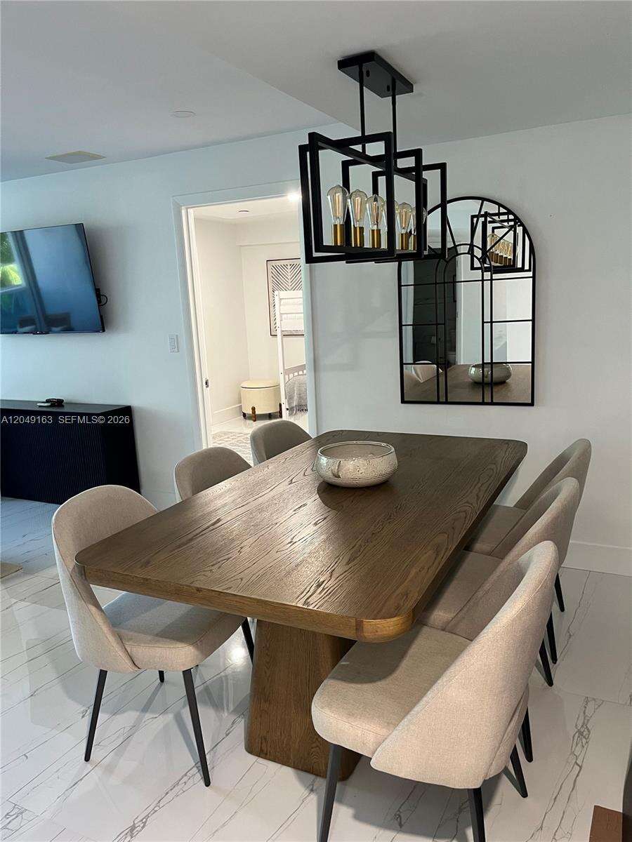 Roney Palace Unit #326 | Picture 7