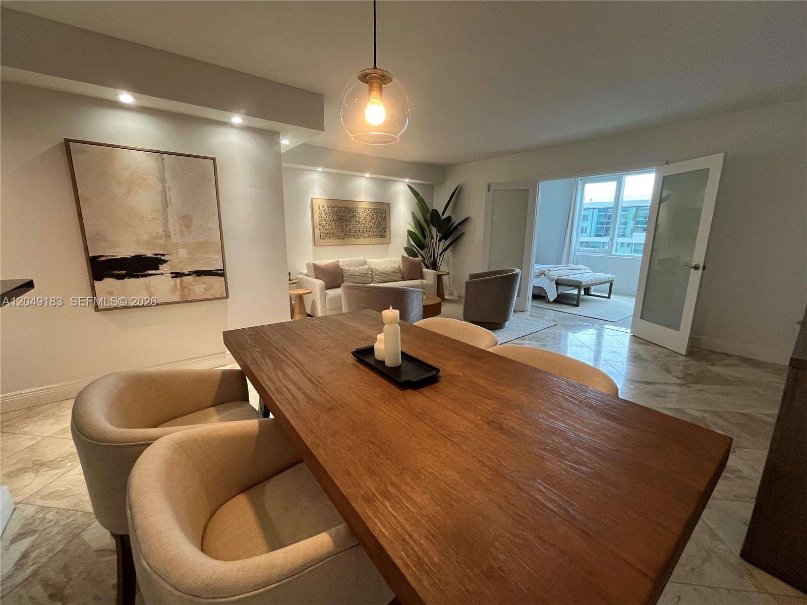 Roney Palace Unit #731 | Picture 5