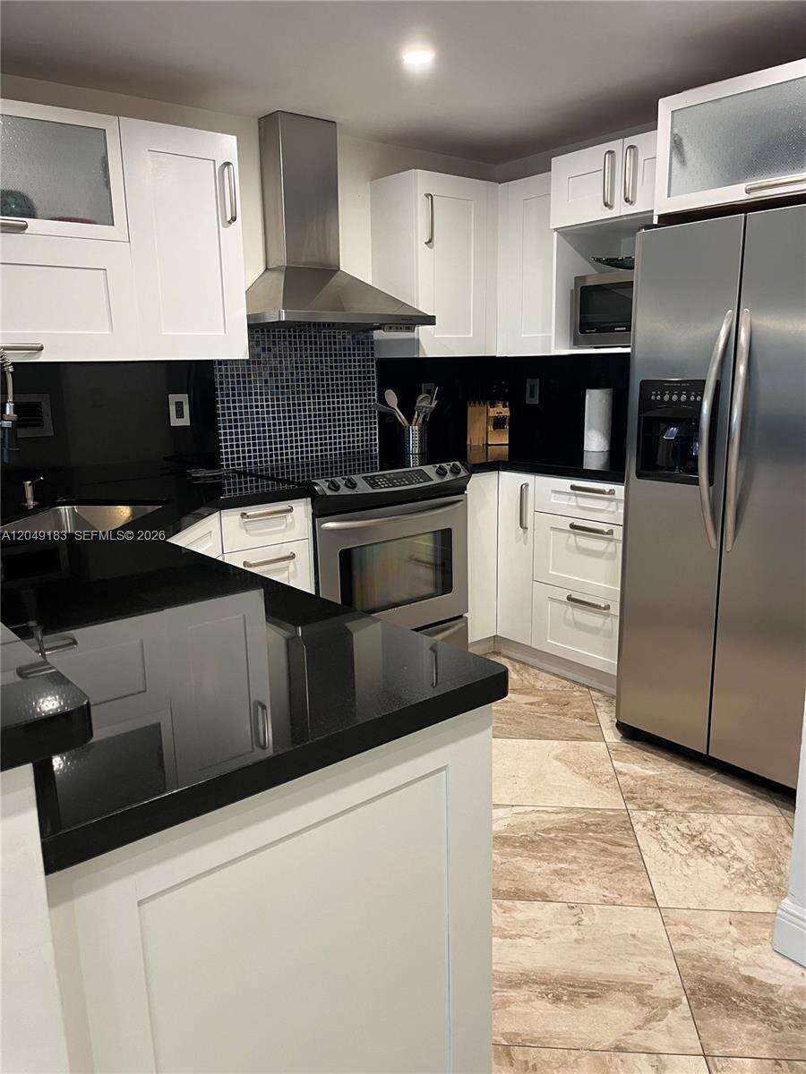 Roney Palace Unit #731 | Picture 10