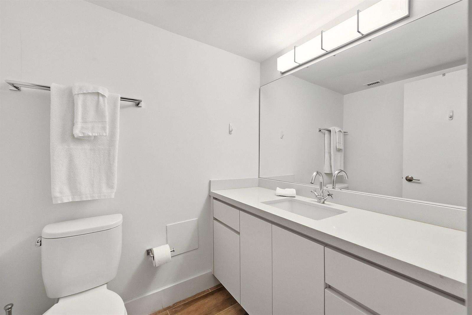 Roney Palace Unit #1205 | Picture 13