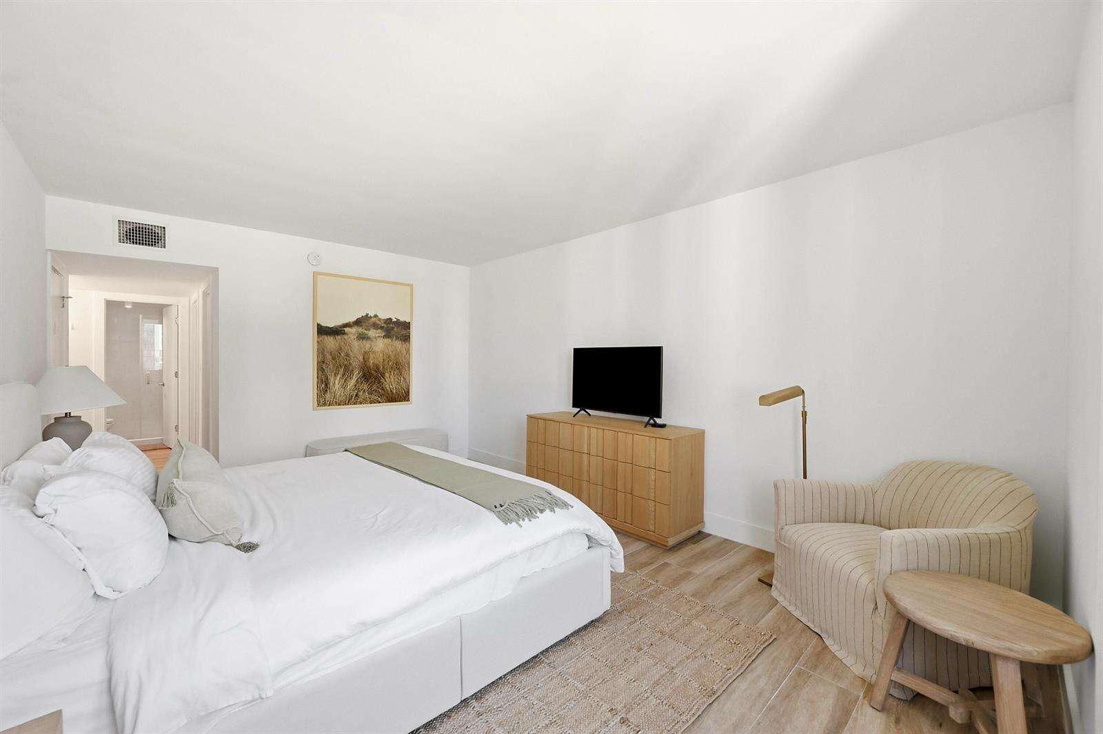 Roney Palace Unit #1205 | Picture 17