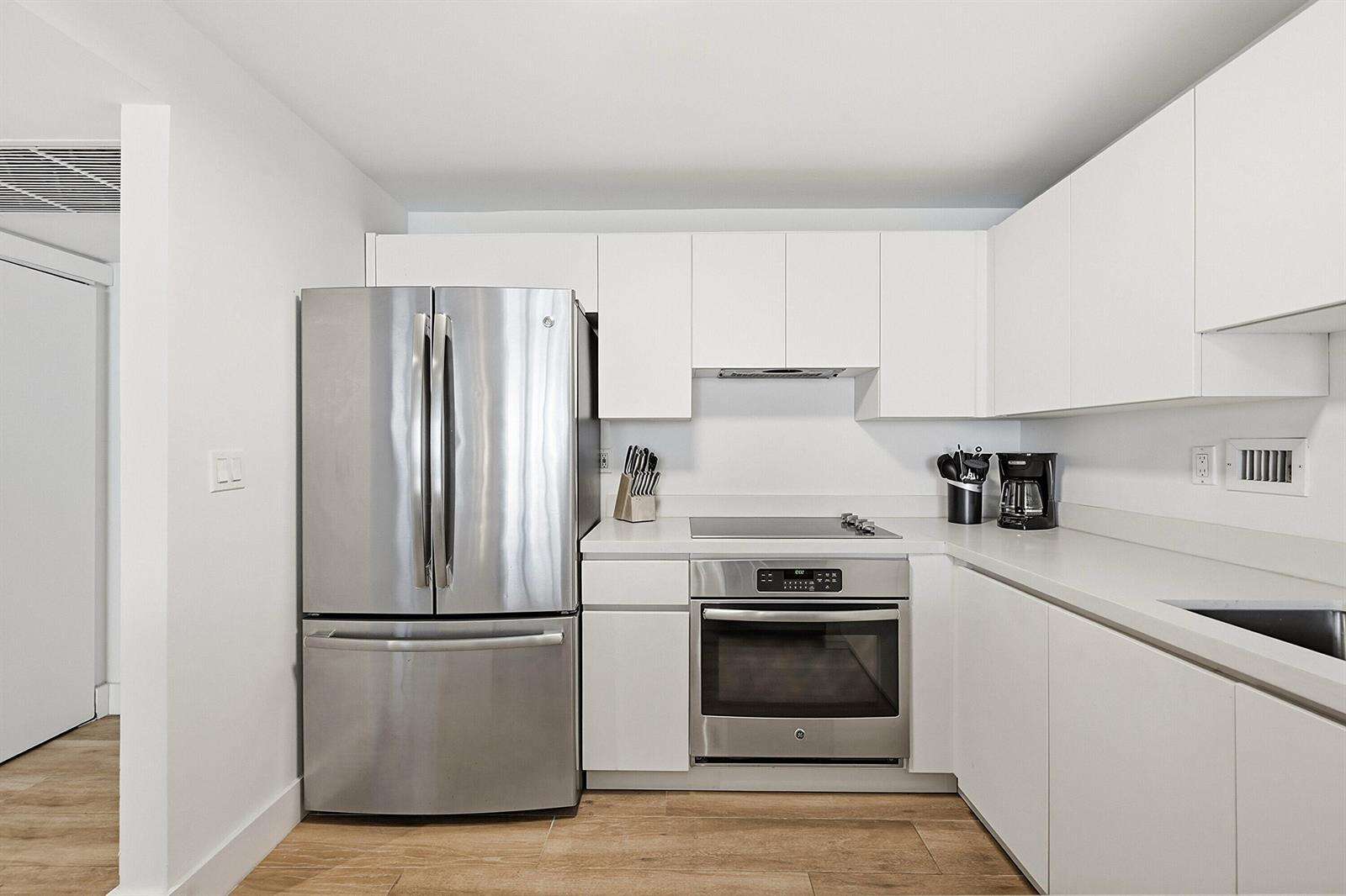 Roney Palace Unit #1205 | Picture 7
