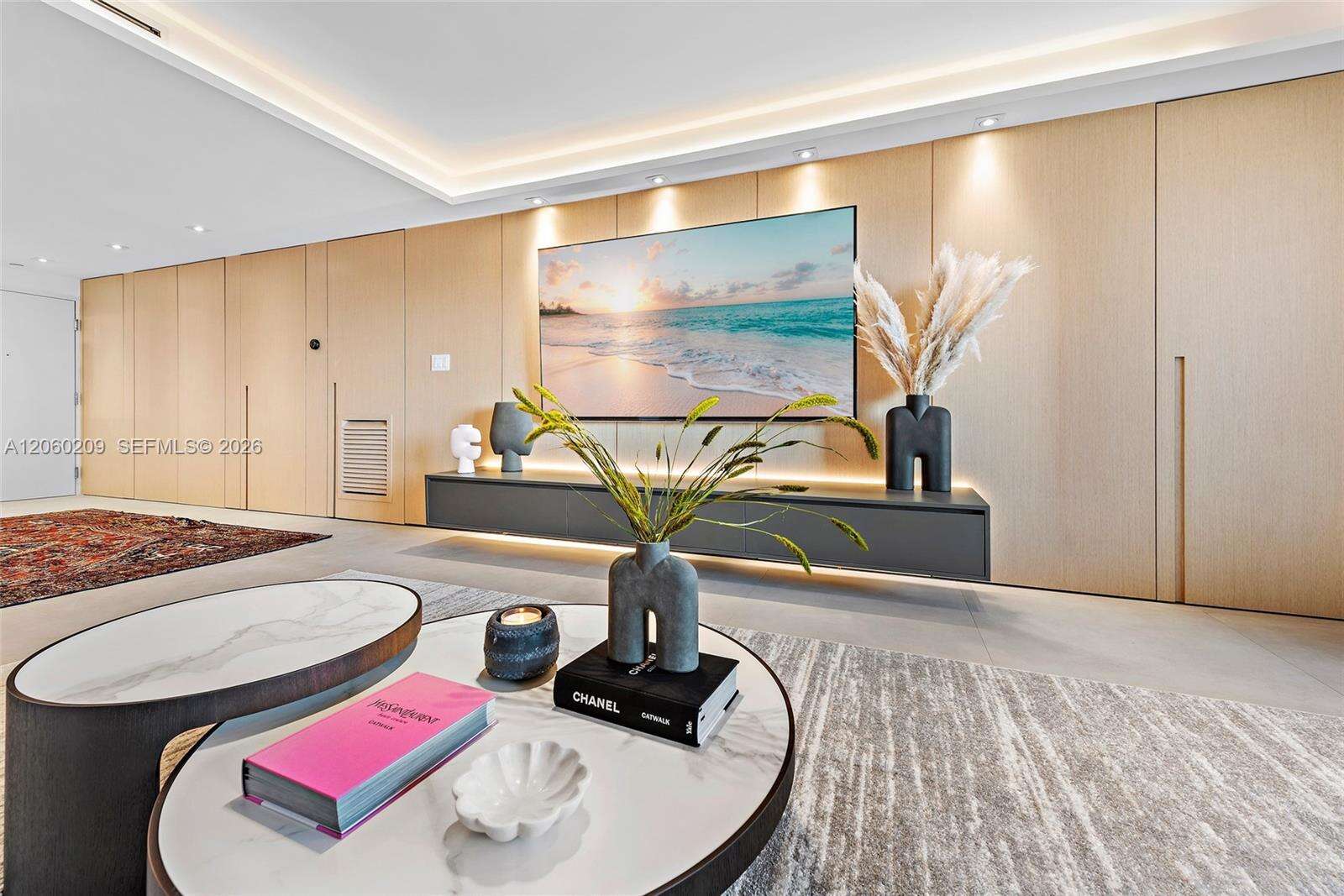 Roney Palace Unit #1004 | Picture 6