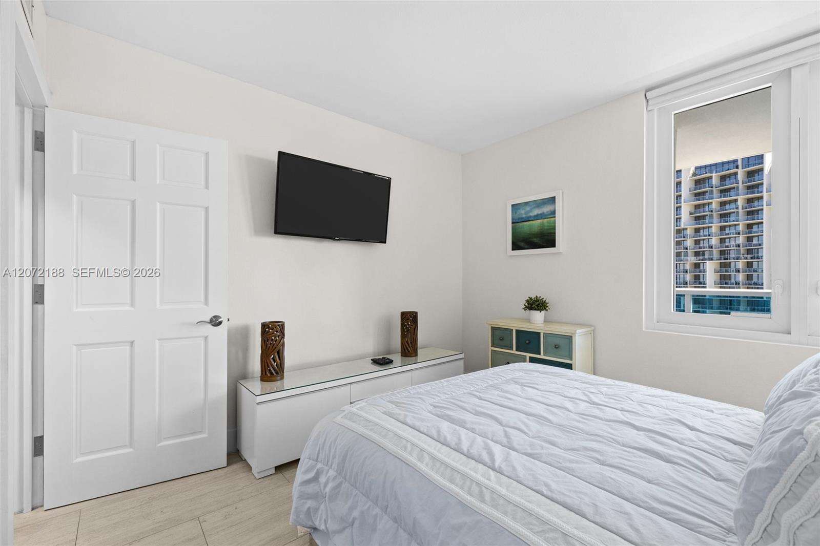Roney Palace Unit #1007 | Picture 22