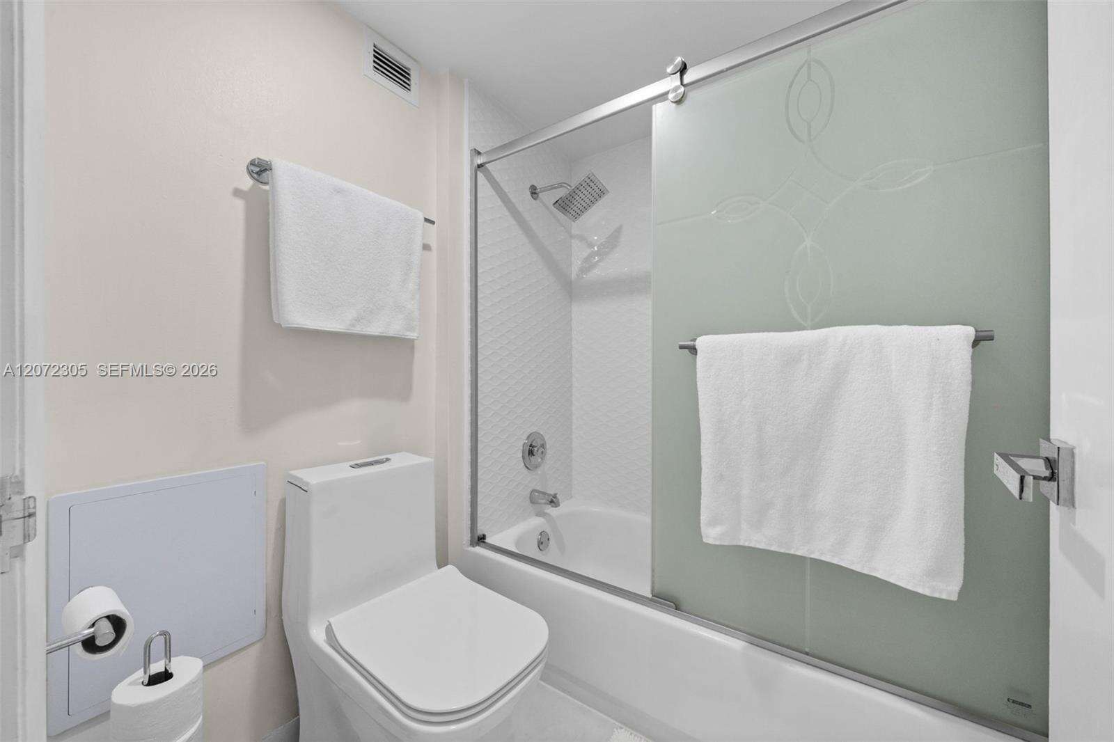 Roney Palace Unit #1014 | Picture 18