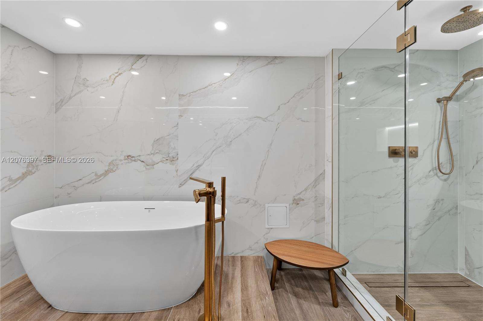 Roney Palace Unit #415 | Picture 13
