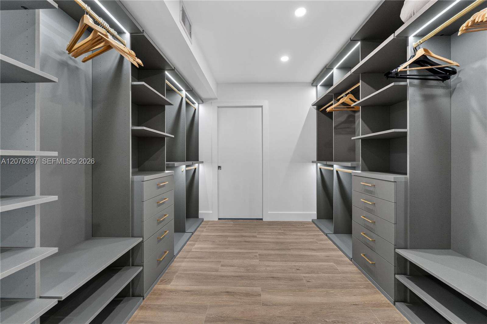 Roney Palace Unit #415 | Picture 5