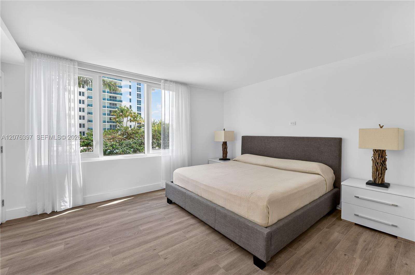 Roney Palace Unit #415 | Picture 10