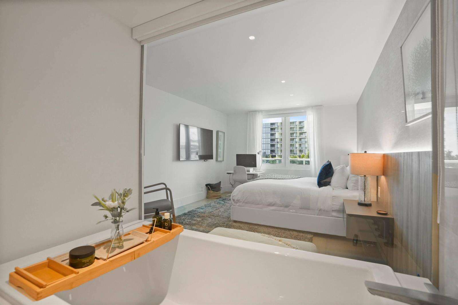 Roney Palace Unit #407 | Picture 12
