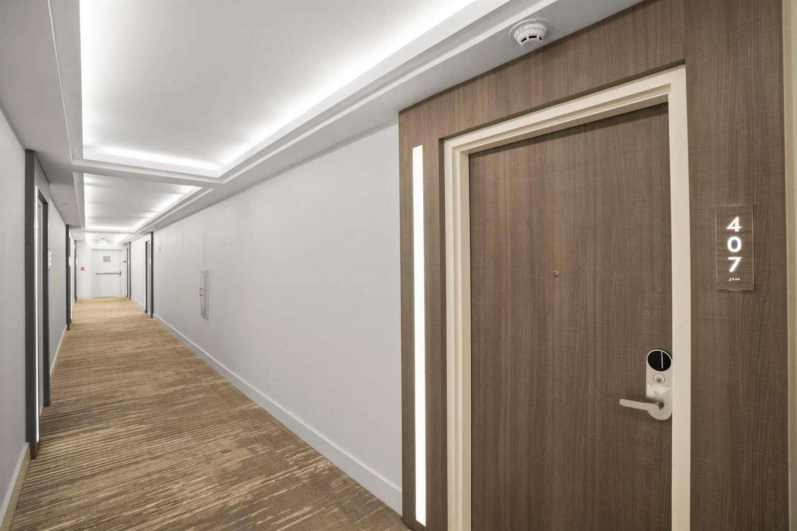Roney Palace Unit #407 | Picture 18