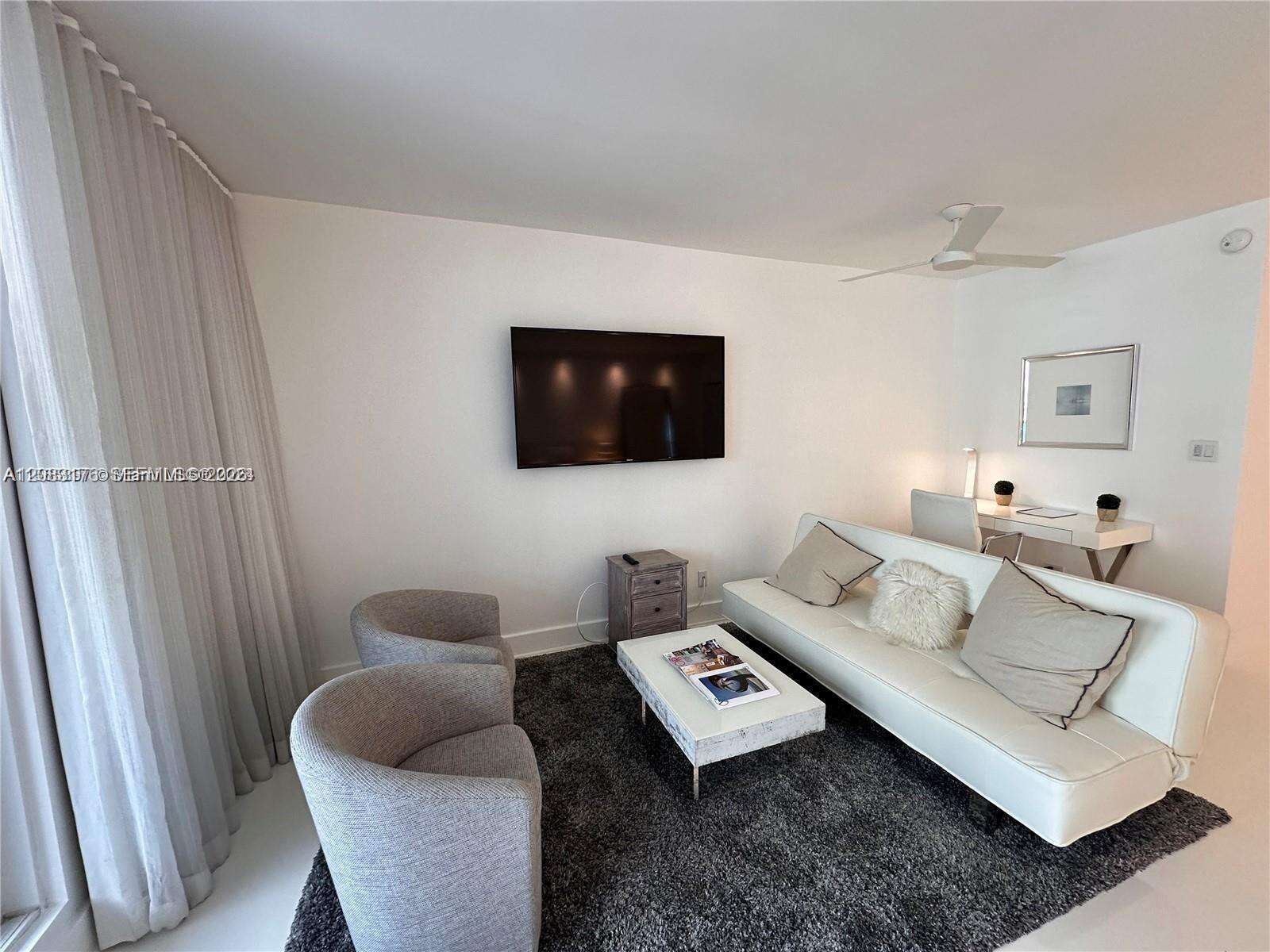 Roney Palace Unit #611 | Picture 11