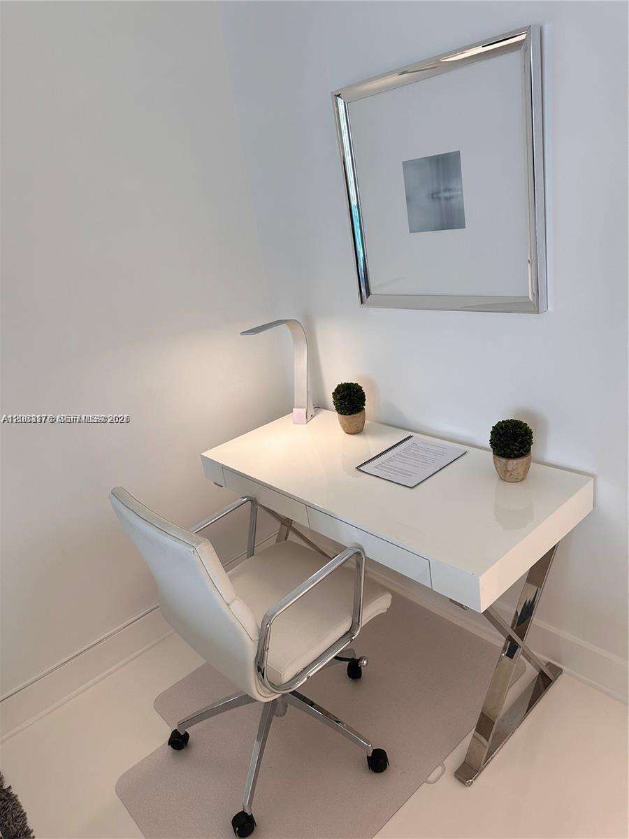Roney Palace Unit #611 | Picture 12