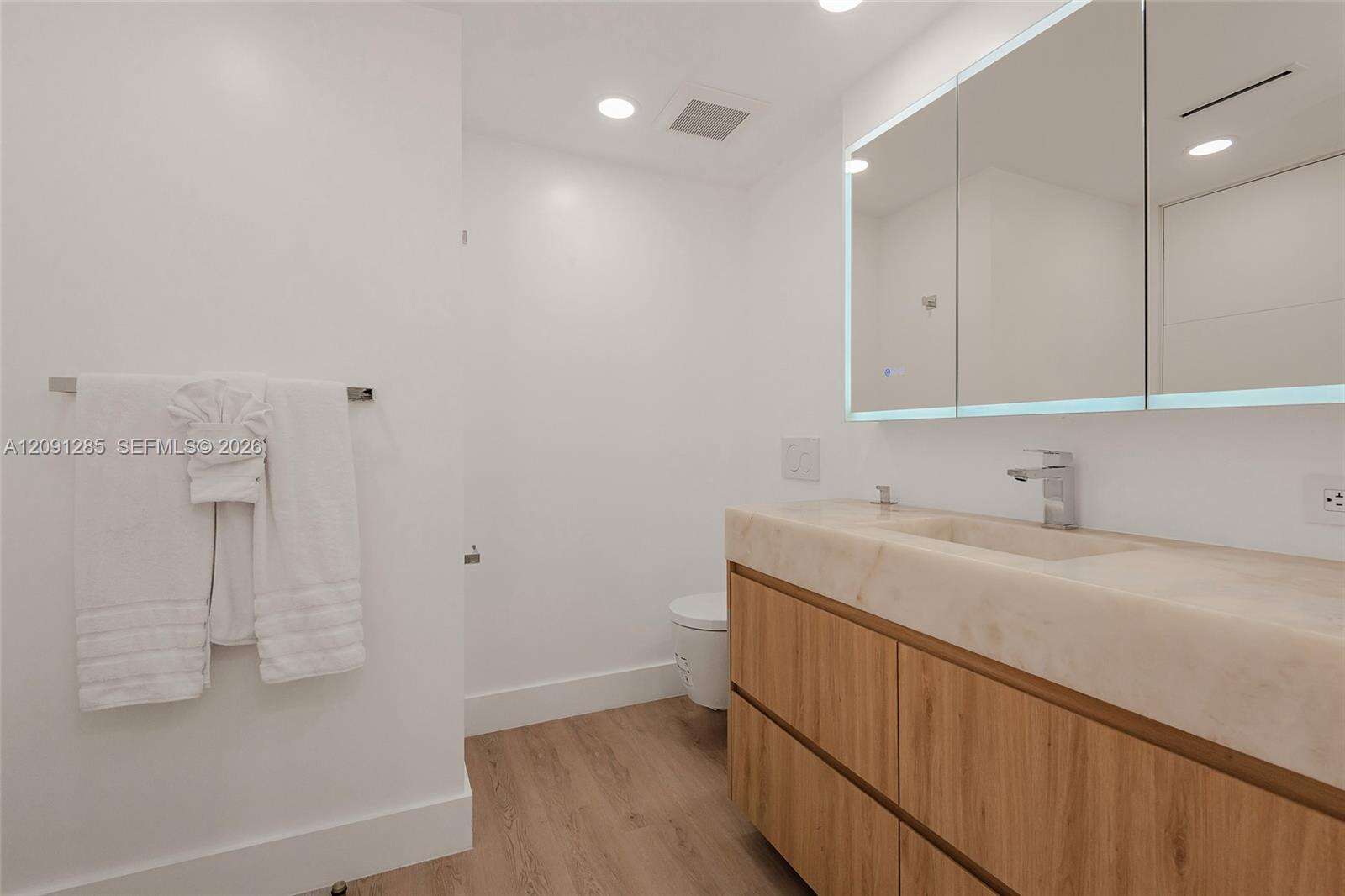 Roney Palace Unit #834 | Picture 26